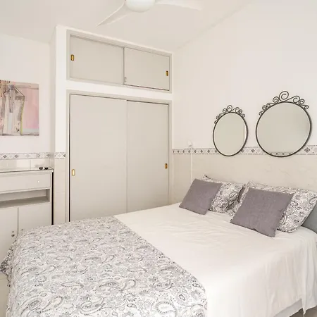 Silver Coast By Seareen Apartment